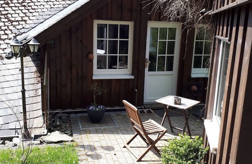 Silbach Apartment | Large vacation apartment (90m2) located directly in the countryside