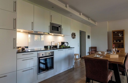 Zueschen Apartment | Luxury apartment, breathtaking views, close to Winterberg