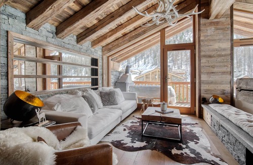 Le Fornet Ski Chalet | Luxury chalet with pool, sauna, hammam, cinema, and game room