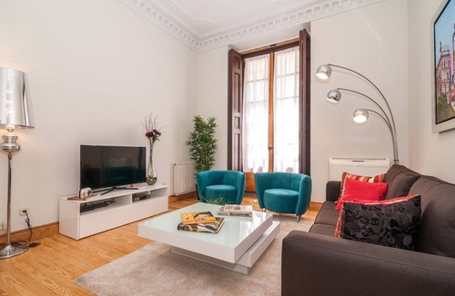 Sol Apartment | MADRID-SOL-GATE PLAZA MAYOR, New Apartment, Comodo, modern design.