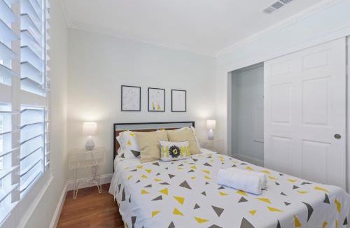 Sharp Park House | @ Marbella Lane - Buckingham Place Laundry + P