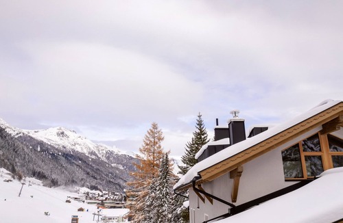 Sankt Anton am Arlberg Ski Chalet | Marmotta Culm
