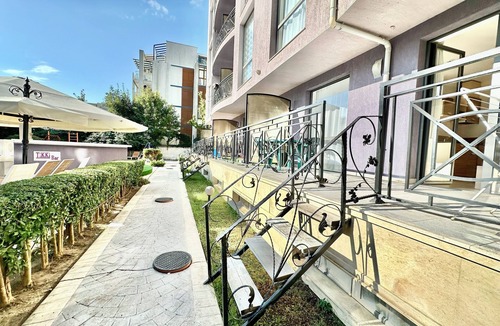 Sunny Beach Apartment | MENADA * RAINBOW 3 * - Comfortable studio with direct pool view