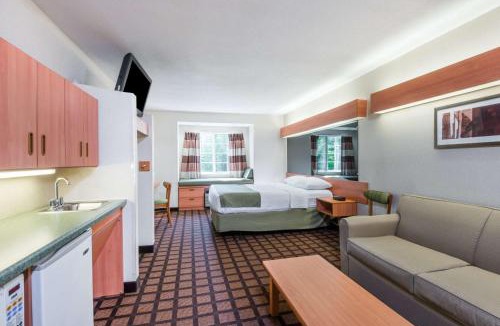 Montville Hotel | Microtel Inn & Suites by Wyndham Uncasville Casino Area