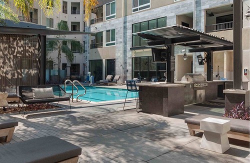 Atwater Village Apartment | Modern and Lavish apartment