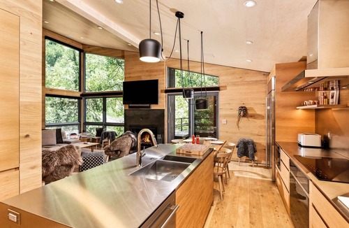 Aspen Condo | Mountain Queen Condos by iTrip Aspen Snowmass