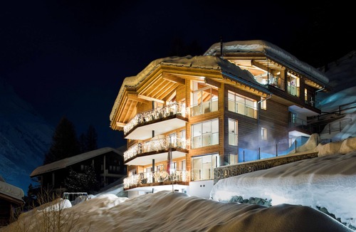 Zermatt Ski Chalet | Nepomuk: Luxury 5Star Chalet includes 3 apartments with heated outdoor-pool