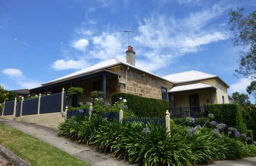 Hunters Hill Apartment | Private Studio below Stunning Heritage Cottage with own entrance