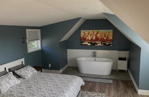 Stanstead Township Apartment | Relaxez, condo Zen, climatisé, campagne&lacs