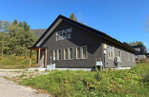 Rusutsu House | RuPow Lodge - walking distance to Rusutsu Resort