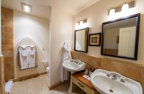 Moss Beach Bed & Breakfast | Seal Cove Inn