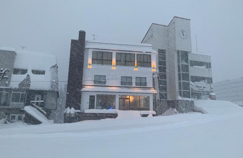 Yuzawa-machi House | SKI House石打ハツカ口スキー場内