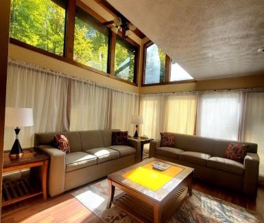 Chalet Village House | Skier's Crossing