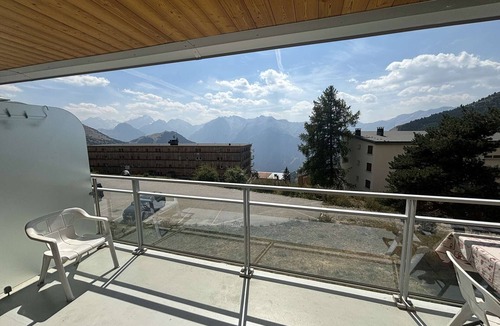 Viel-Alpe Apartment | Spacious 4-Room Apartment for 9 - Ski Lift, Balcony, Garage - Alpe d'Huez