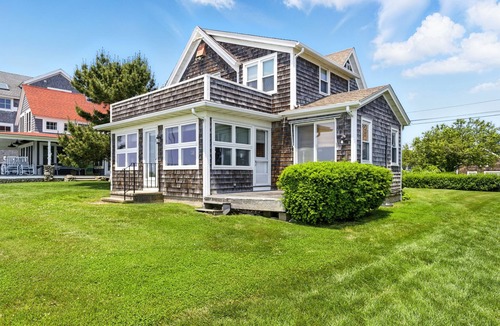 Westbrook Center House | Spectacular Waterfront home waiting for you.