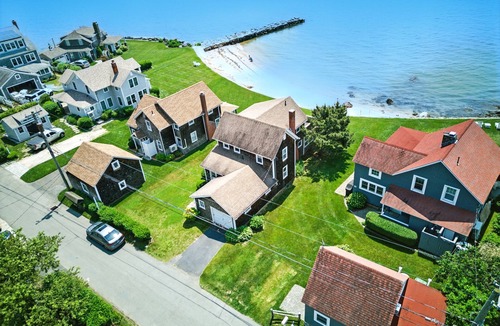 Westbrook Center House | Spectacular Waterfront home waiting for you.