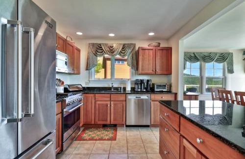 Central Vermont- Killington House | Stonefire Chalet at Topridge - 4BR Luxury Ski-In Ski-Out Retreat, Sleeps 8, Hot Tub