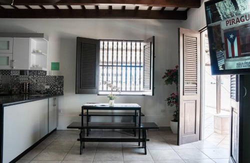 Catedral Apartment | Studio PH Apt w/Huge Balcony & Amazing Views - Fortaleza Apt 10