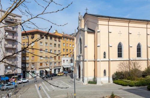 Roiano-Gretta-Barcola-Cologna-Scorcola Apartment | Suite Foscolo, in piazza a Trieste