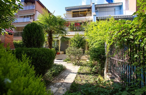 Nessebar Villa | Summer Villa Close to the Coast with Private Gym and Parking