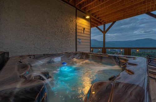 Chalet Village North House | Swimmin 'N Da Clouds