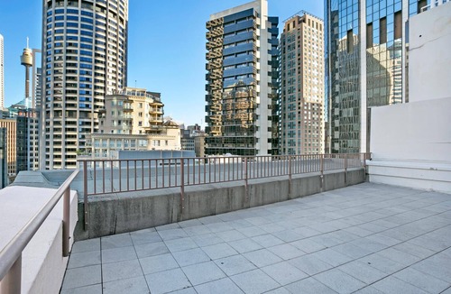 Sydney Central Business District Apartment | Sydney - CLDN4 - Bridge Street - Stylish Heritage Studio with Rooftop Pool Steps from Circular Quay