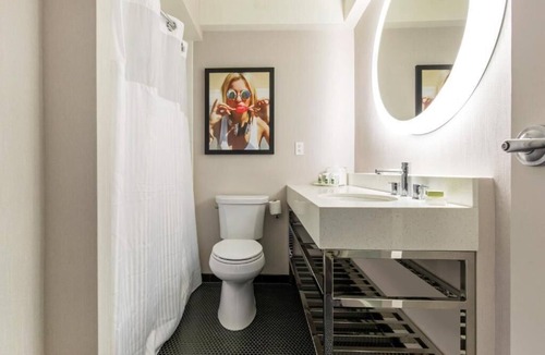 Streeterville Hotel | The Chicago Hotel Collection, Standard Double Queen with City Views