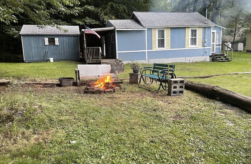 Aldenville House | The Robin's Nest at Elk Lake