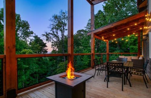 Chalet Village House | The Sundrop Hot Tub Game Room Community Pools