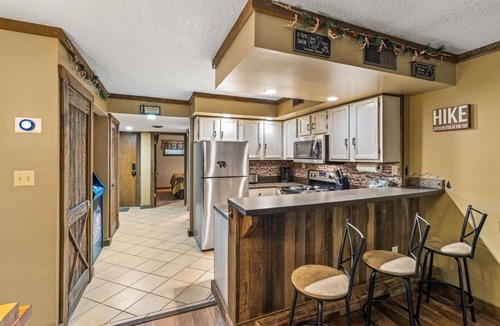 Chalet Village Condo | Those who wander are not always lost! Mountain Stream, Fireplace, Cozy hideaway