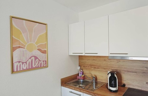 Metzingen Apartment | TiCasa HAPPY Zentral-Outlet-Parkplatz-Aufzug-SmartTV-Unique