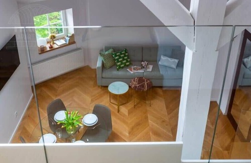 Piasek Południe Apartment | Tranquil studio with mezzanine