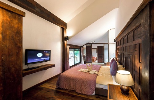 Wang Nam Khiao Resort | Village Farm & Winery
