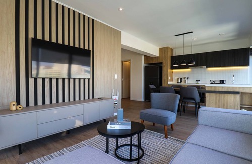 Reducto Apartment | w Divine 3BR w Balcony Near Larcomar