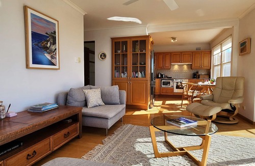 Sydney Apartment | Watch The Sunrise Over Coogee | 2 Bedrooms + Garage