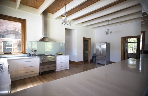 Wandin East House | Yarra Valley Fruit Farm with Solar Heated Pool