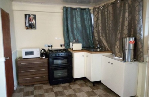 Freetown House | Your all-inclusive self-catering home from home