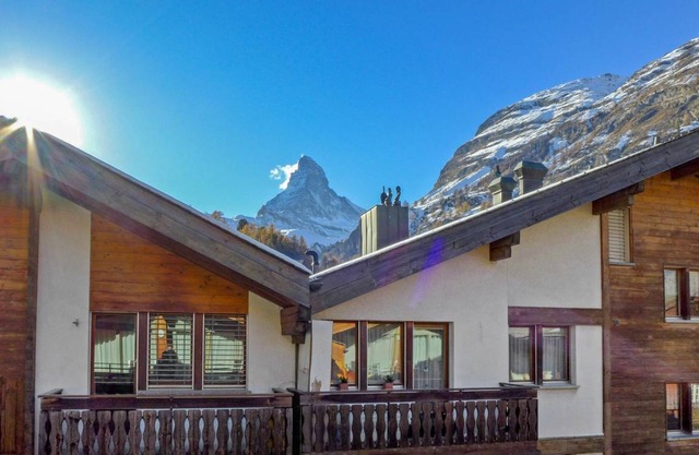 132 m² Apartment ∙ 3 bedrooms ∙ 6 guests