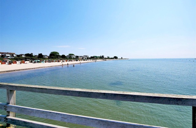 2-room vacation apartment for 4 guests & dog with balcony and side sea view