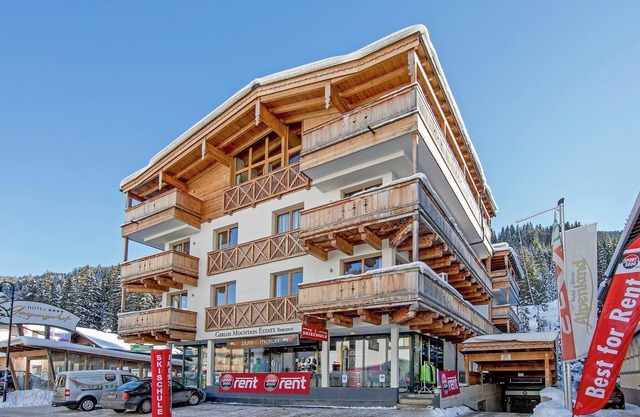 Apartment in Gerlos near Ski Slopes