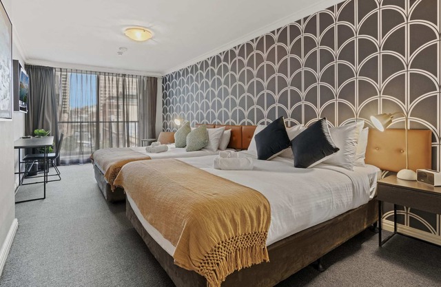 Boutique City Abode S