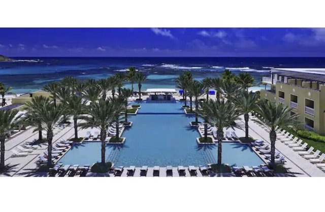 GORGEOUS GETAWAY DAWN BEACH ST MAARTEN!
