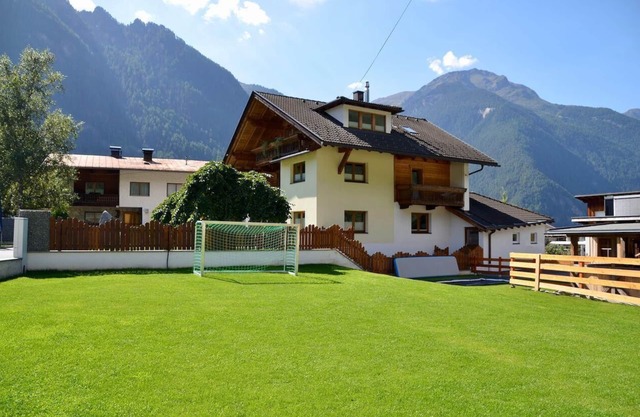 Ferienwohnung Umhausen Für Personen 