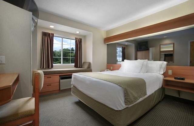 Microtel Inn & Suites by Wyndham Uncasville