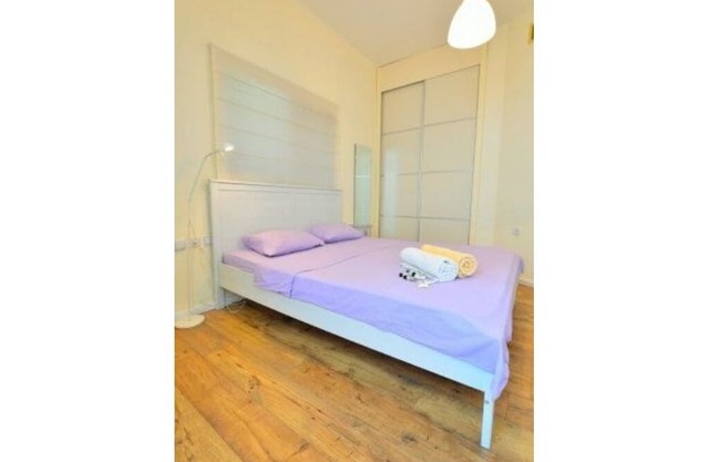Quiet 2 BR in the Old North