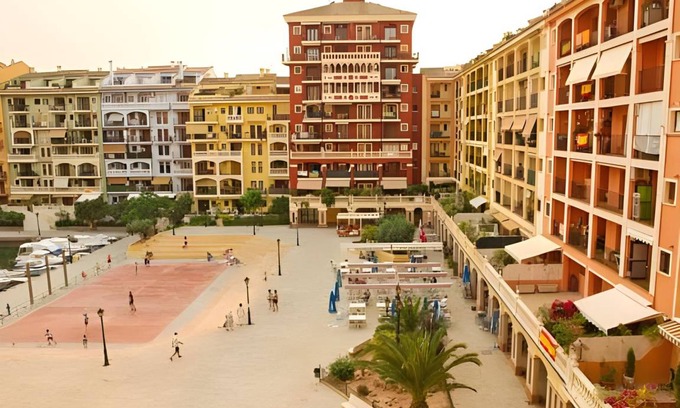 Port Saplaya Apartment | 120 m² Apartment ∙ 4 bedrooms ∙ 127 guests
