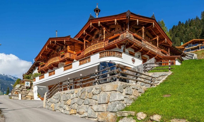 Ramsau im Zillertal Apartment | 125 m² Apartment ∙ 3 bedrooms ∙ 8 guests