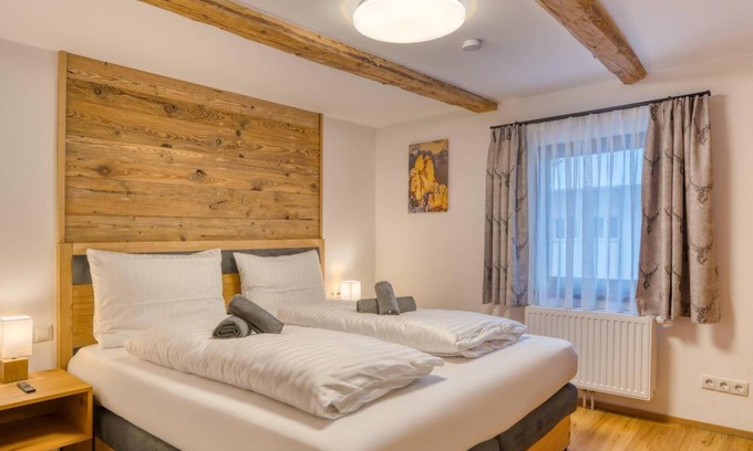 Sellrain Ski Chalet | 160 m² Chalet ∙ 5 bedrooms ∙ 12 guests