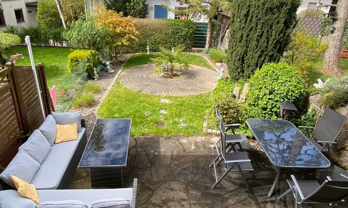Emmertsgrund House | 180 m² House ∙ 6 bedrooms ∙ 6 guests