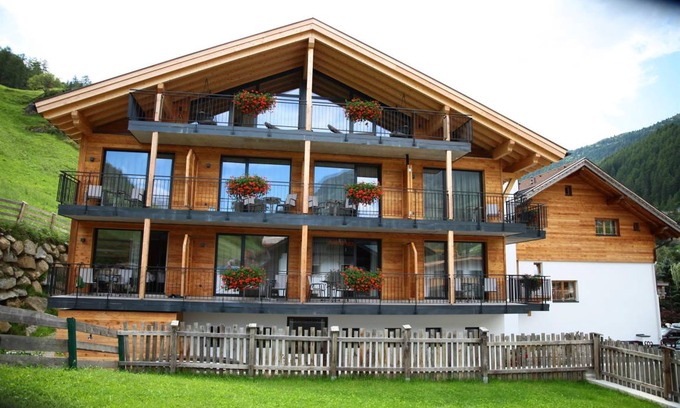 Soelden Apartment | 200 m² Apartment ∙ 5 bedrooms ∙ 13 guests